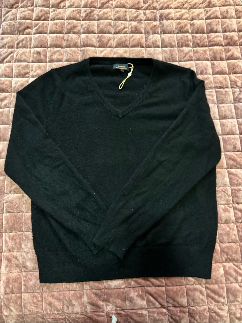 Quince 100% Mongolian Cashmere V-Neck Sweater Black Women’s L